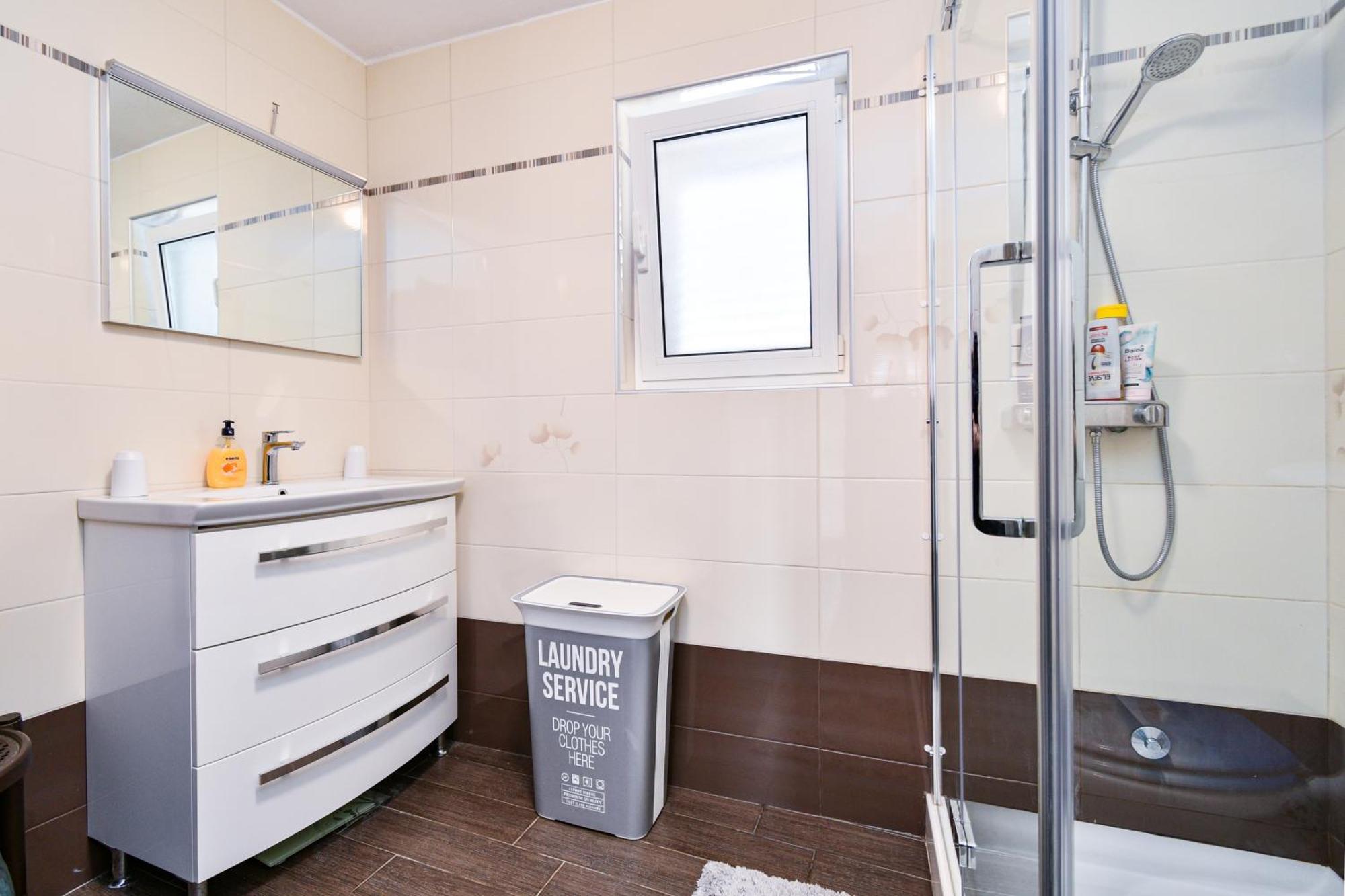 Apartman Lavanda Sa Bazenom I Okucnicom 4* Hreljin Eksteriør bilde