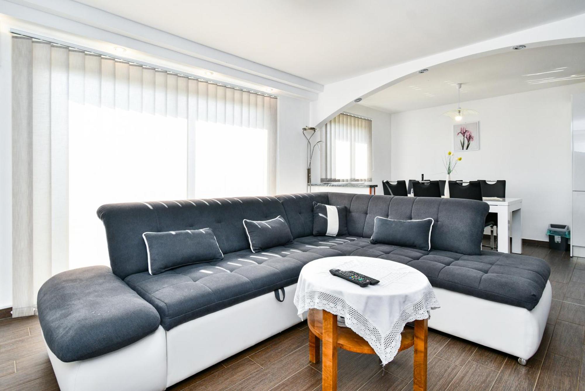 Apartman Lavanda Sa Bazenom I Okucnicom 4* Hreljin Eksteriør bilde